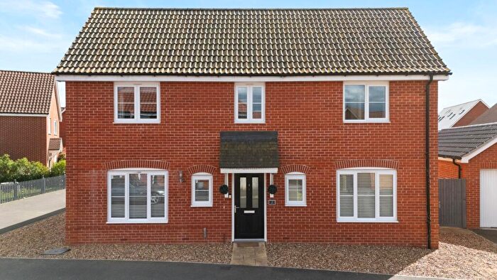 4 Bedroom Detached House For Sale In Empire Walk, Alresford, Colchester, CO7