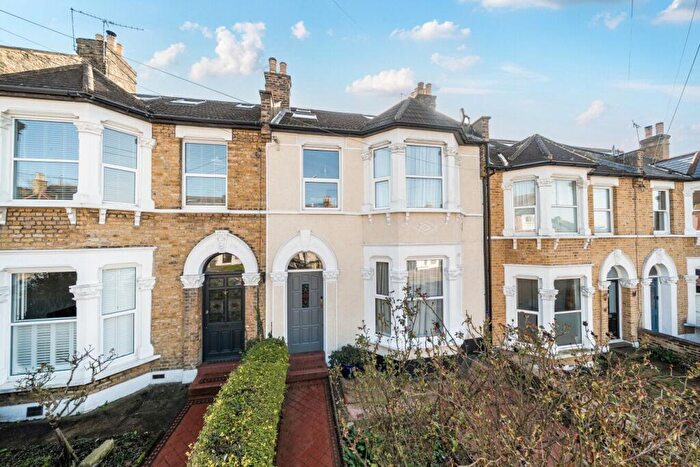 5 Bedroom Terraced House For Sale In Arngask Road, Catford, London, SE6