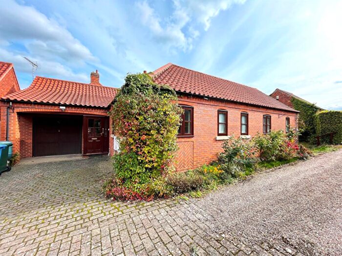 3 Bedroom Detached Bungalow For Sale In Manor Road, Scrooby, Doncaster, DN10