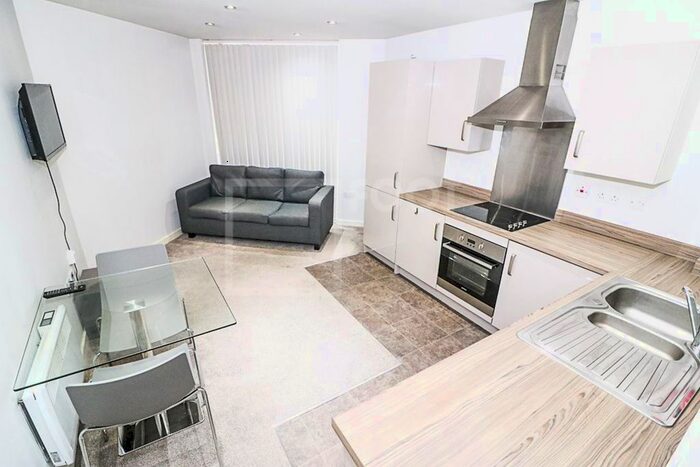 1 Bedroom Flat To Rent In Grattan Mills, Bradford, BD1