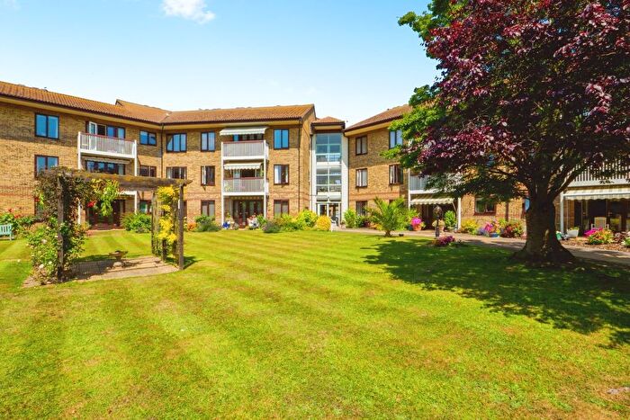 2 Bedroom Property For Sale In Lyell Road, Birchington, CT7