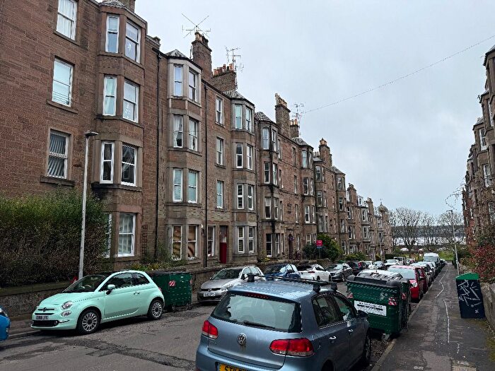 1 Bedroom Flat To Rent In Bellefield Avenue, West End, Dundee, DD1