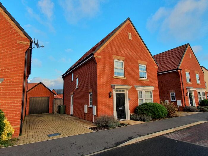 4 Bedroom Detached House To Rent In Palmerston Way, Aylsham, Norwich NR11