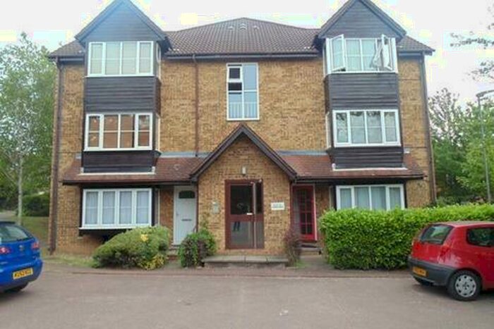 Studio To Rent In Cambrian Green, Snowdon Drive, NW9