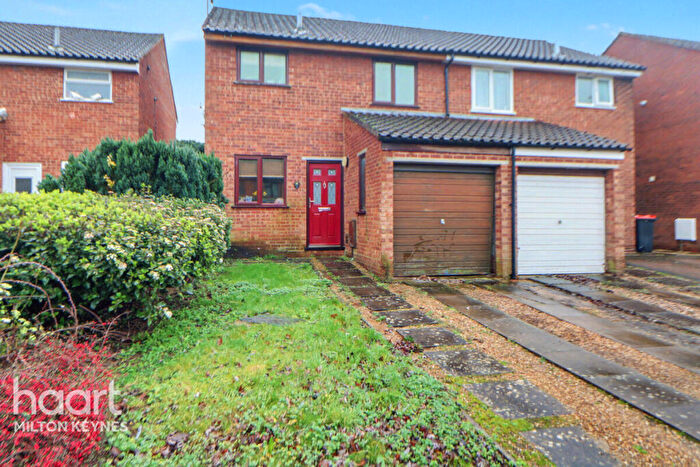 3 Bedroom Semi Detached House For Sale In Naseby Court, Bradville, MK13