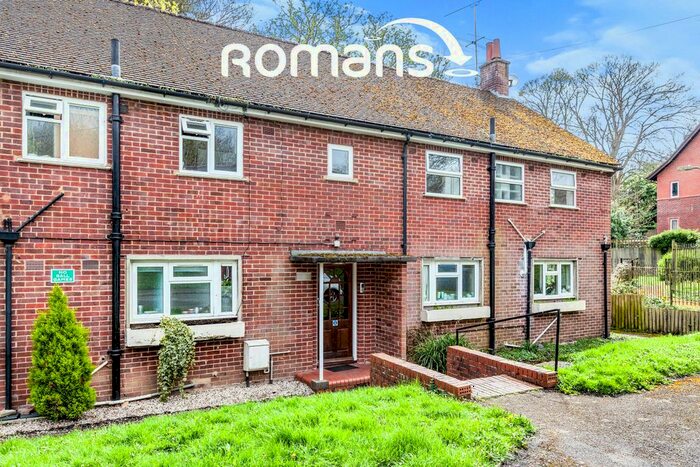 2 Bedroom Property To Rent In Kingswick Close, Ascot, SL5