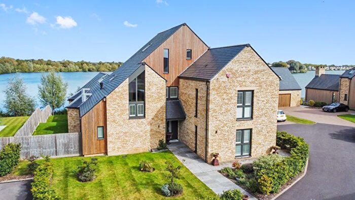 5 Bedroom Detached House For Sale In Huxley Court, South Cerney, Cirencester, GL7
