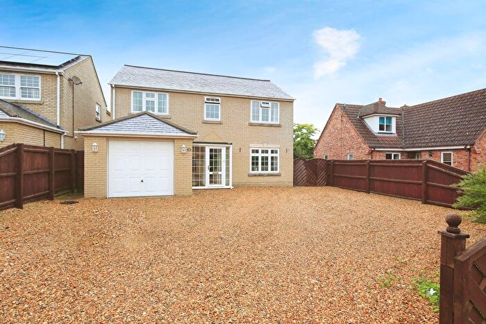 4 Bedroom Detached House For Sale In Eastwood End, Wimblington, March, PE15