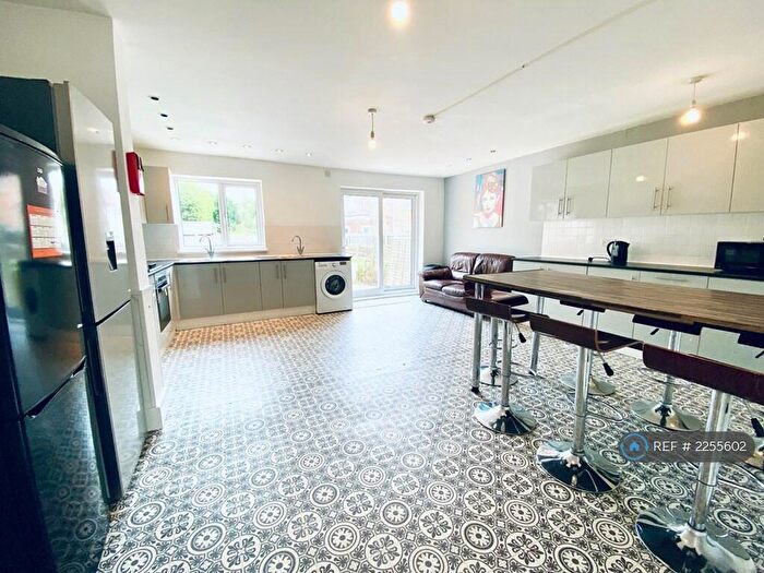 7 Bedroom Semi-Detached House To Rent In Eagle Street, Leamington Spa, CV31