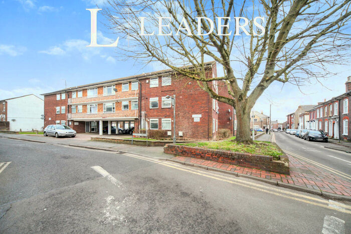 2 Bedroom Flat To Rent In Albion Court Victoria Street -, LU6