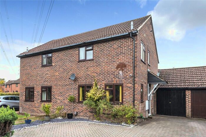 3 Bedroom Semi-Detached House To Rent In Broadhurst Grove, Lychpit, Basingstoke, Hampshire, RG24
