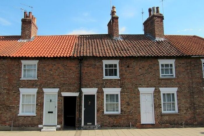 1 Bedroom Terraced House To Rent In Bridge Street, Louth, LN11