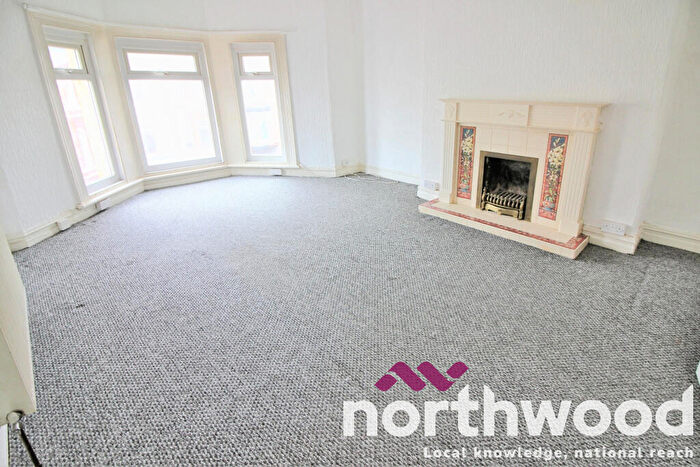 1 Bedroom Flat To Rent In Victoria Street, Southport, Southport, PR9