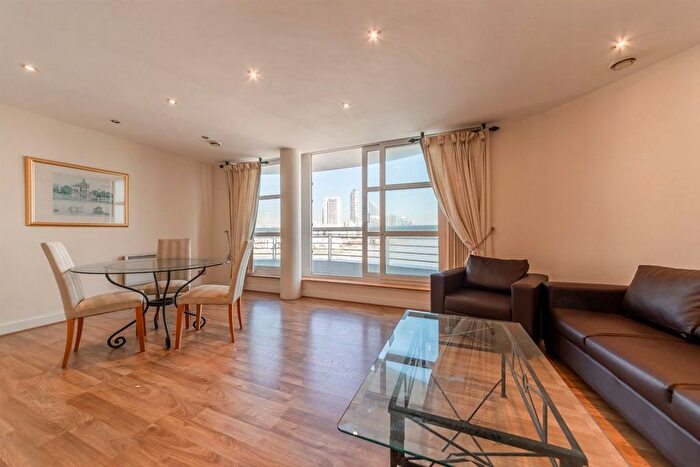 1 Bedroom Flat To Rent In Manchester Road, Canary Wharf, E14