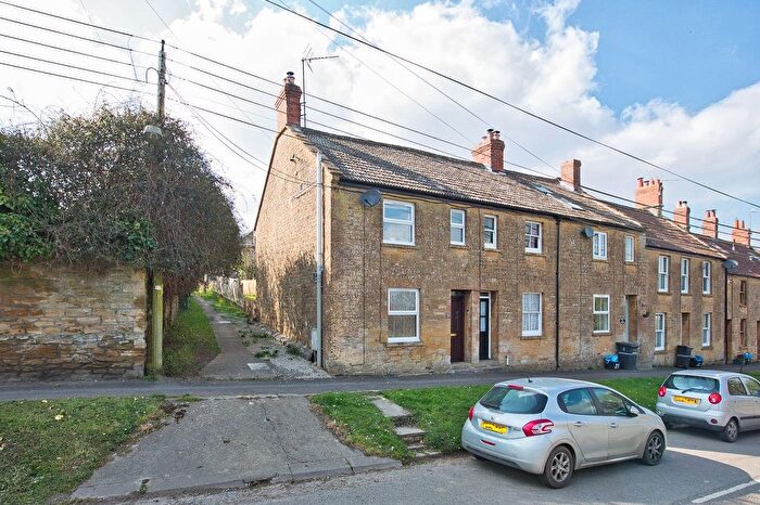 2 Bedroom End Of Terrace House For Sale In North Street, Stoke-Sub-Hamdon, TA14