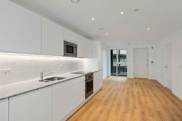 2 Bedroom Apartment To Rent In Dockley Apartments, London, SE16