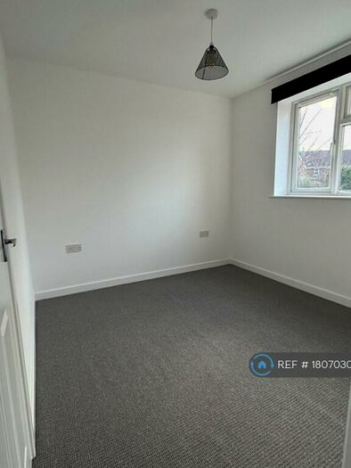 1 Bedroom Flat To Rent In Meerbrook Close, Oakwood, Derby, DE21
