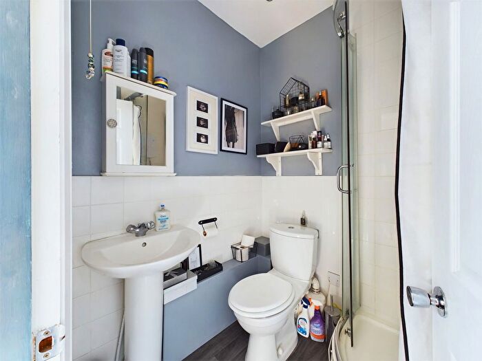 2 Bedroom Terraced House For Sale In Cross Road, Southwick, Brighton, BN42