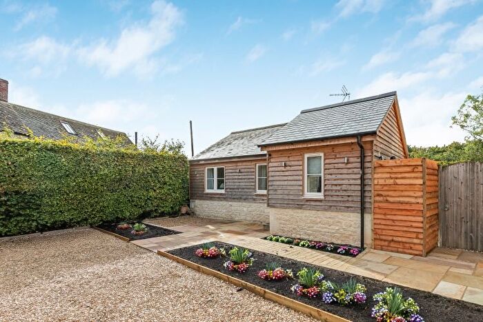 1 Bedroom Cottage To Rent In Hardwick, Witney, OX29