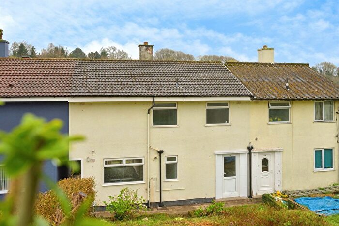 3 Bedroom Terraced House For Sale In Warwick Avenue, Plymouth, PL5