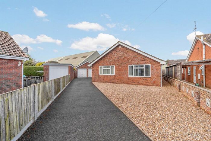 3 Bedroom Detached Bungalow For Sale In Camelot Gardens, Fishtoft, Boston, PE21