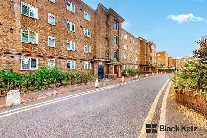 2 Bedroom Flat For Sale In Selbourne House, Great Dover Street, Borough, SE1