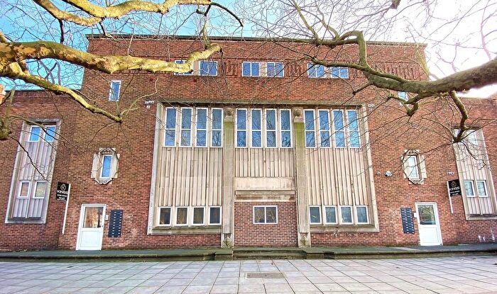 Studio To Rent In Lake Road, Portsmouth, PO1