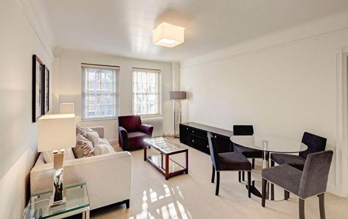 2 Bedroom Flat To Rent In Fulham Road, London, SW3