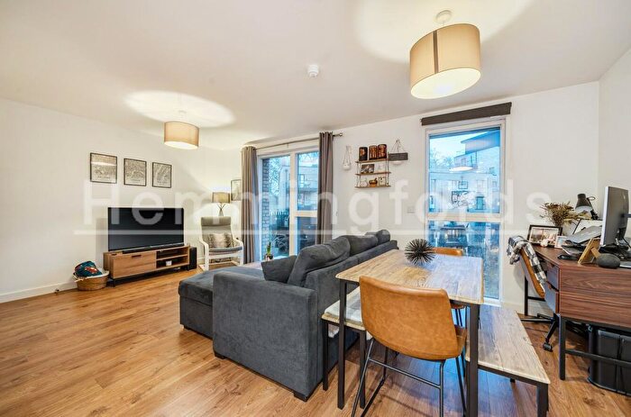 1 Bedroom Flat For Sale In Bevenden Street, London, N1