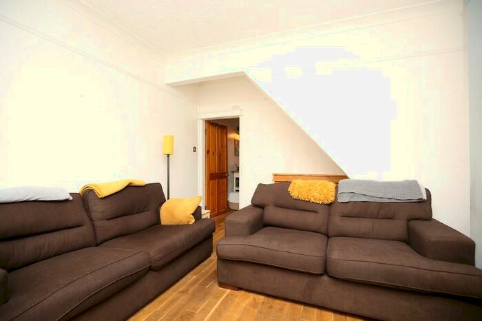 3 Bedroom Terraced House For Sale In Grove Road, Atherstone, Warwickshire, CV9