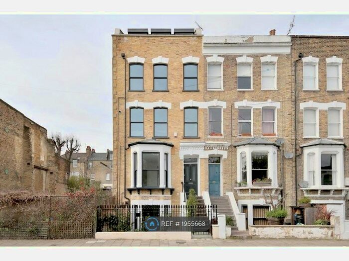 3 Bedroom Flat To Rent In Springdale Road, London, N16