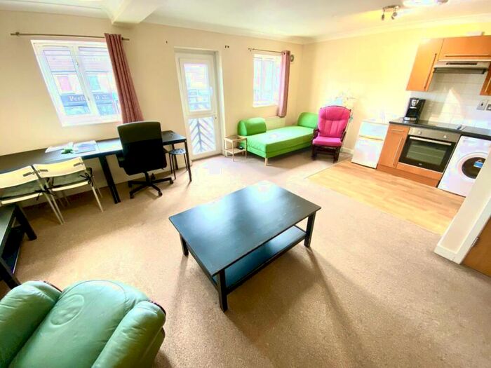 Studio To Rent In Gloucester Road North, Filton Park, Bristol, BS7