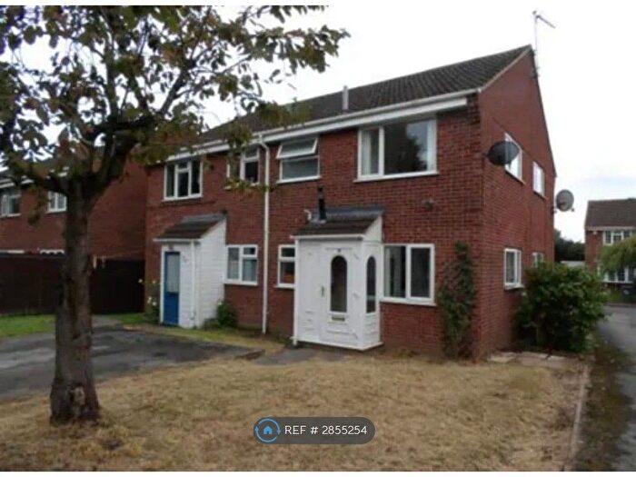 1 Bedroom Semi Detached House To Rent In Langdale Grove, Bingham, Nottingham, NG13
