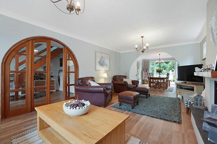 4 Bedroom Detached House For Sale In Hallsfield Road, Walderslade, ME5