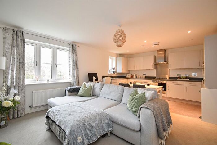 1 Bedroom Flat For Sale In Redgrove Close, Bexhill-On-Sea, TN39