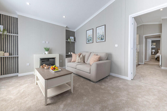 2 Bedroom Park Home For Sale In Two Bed Omar Image (), Heatherbank Country Park, Fereneze Road, Shilford, East Renfrewshire, G78