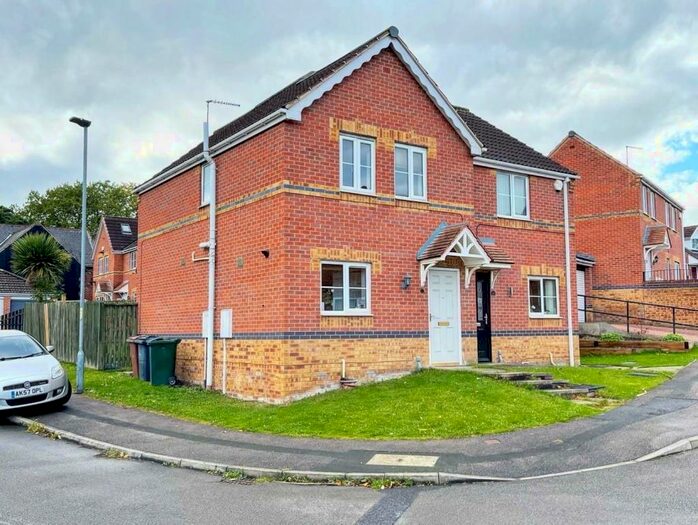 3 Bedroom Semi-Detached House To Rent In Portland Street, Barnsley, S70