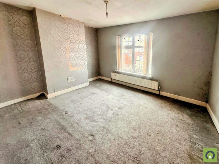 2 Bedroom End Of Terrace House For Sale In Kingsley Street, Kirkby-in-Ashfield, Nottingham, Nottinghamshire, NG17
