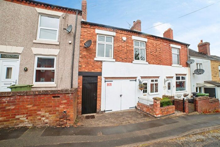 3 Bedroom End Of Terrace House For Sale In Nelson Street, Heanor, DE75
