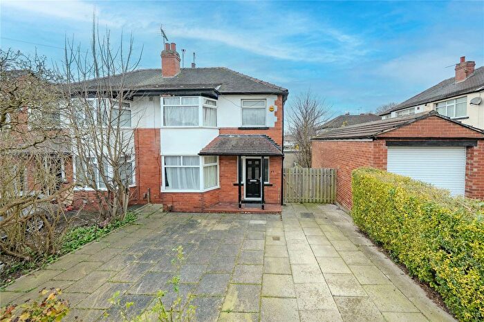 3 Bedroom Semi Detached House For Sale In Well House Gardens, Gledhow, Leeds, LS8