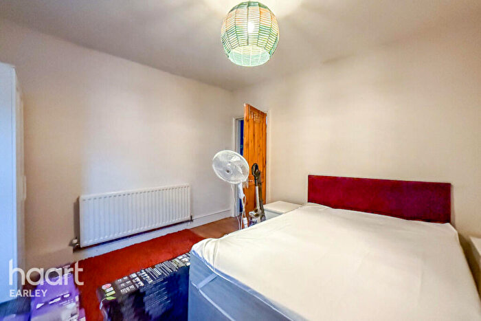 4 Bedroom Terraced House To Rent In Kings Road, Reading, RG4