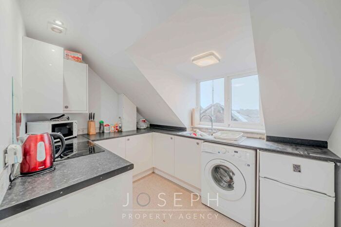 1 Bedroom Flat To Rent In High Street, - High Street, IP6