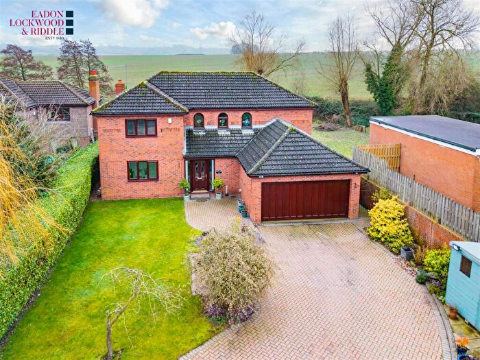 4 Bedroom Detached House For Sale In Kevin Grove, Hellaby, Rotherham, S66