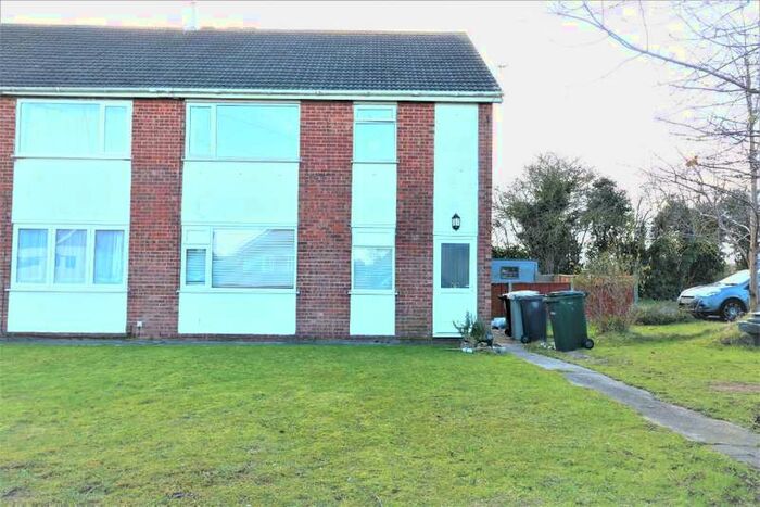 2 Bedroom Flat For Sale In South View Holton Le Clay, DN36