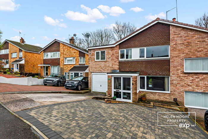 5 Bedroom Semi-Detached House For Sale In Ivydene Road, Ivybridge, Devon, PL21