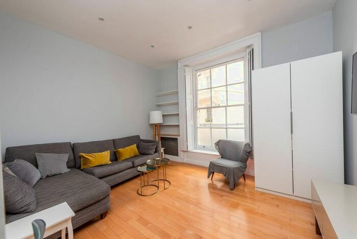 1 Bedroom Flat To Rent In West Eaton Place, Belgravia, London, SW1X