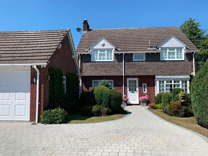 4 Bedroom Detached House For Sale In Home Park, Mollington, Chester, Cheshire, CH1
