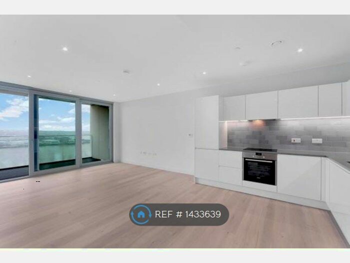 1 Bedroom Flat To Rent In Liner House, London, E16
