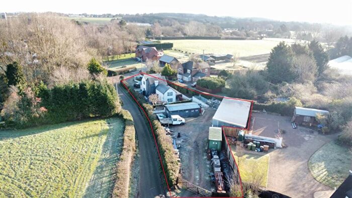 3 Bedroom Cottage For Sale In Birches Lane, Newent, GL18