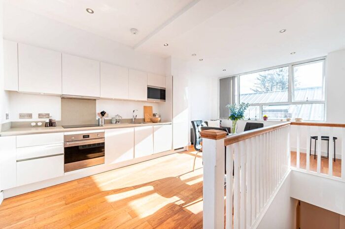 1 Bedroom Flat For Sale In Research House, Greenford, UB6